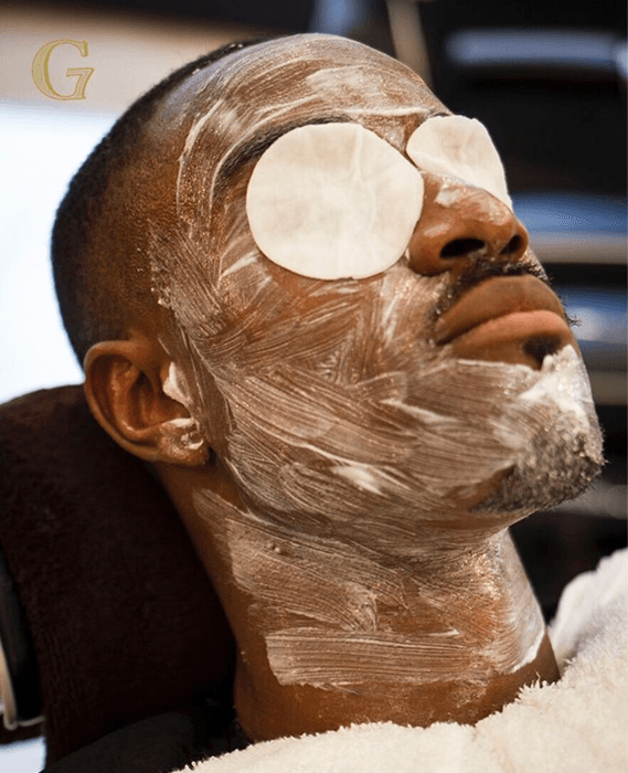 Relaxing wellness and skincare treatment